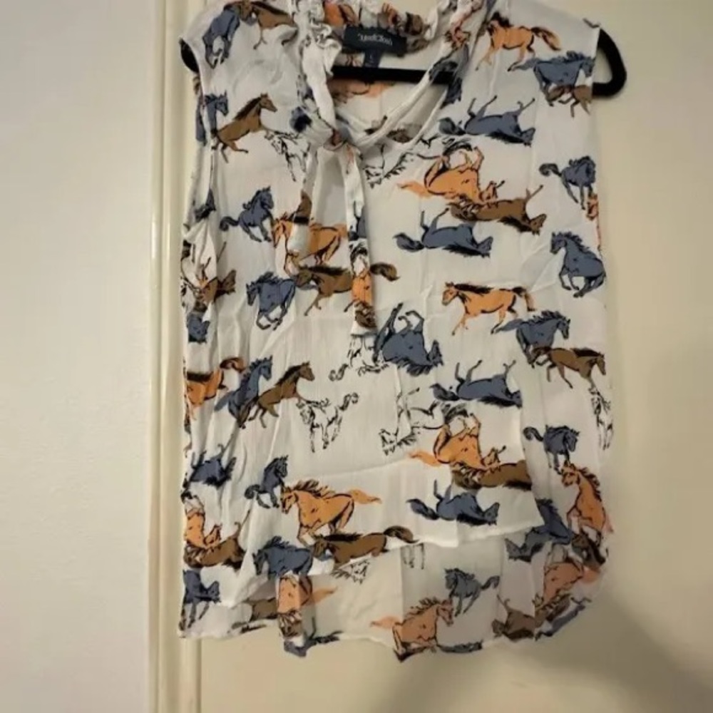 ModCloth Sleeveless Blouse w/ Horses! - Picture 2 of 2
